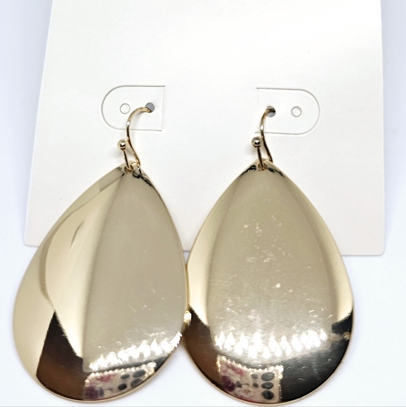 Gold drop earrings - Picture 3 of 4